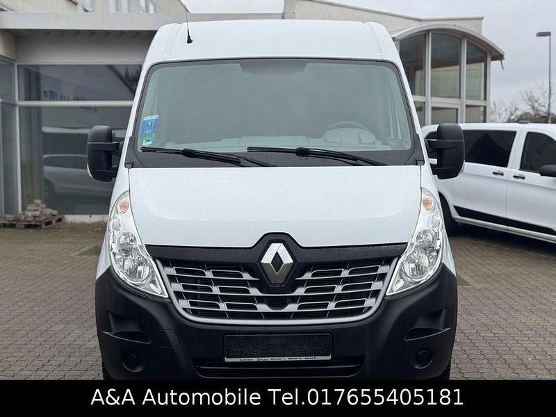 Second-hand Renault Master 125 CP (91 kW) 2016 Alb Monovolum