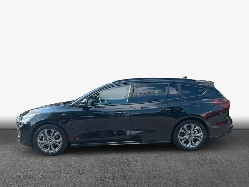 Gebraucht Ford Focus ST-Line X 155 PS (114 kW) 2024 Schwarz Limousine