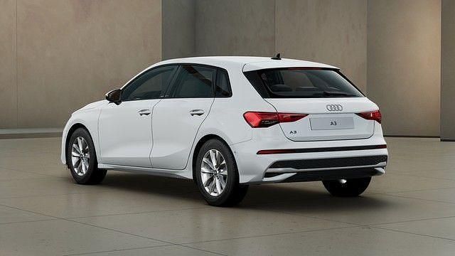 Neu Audi A3 116 PS (85 kW) 2026 Arkonaweiß Limousine