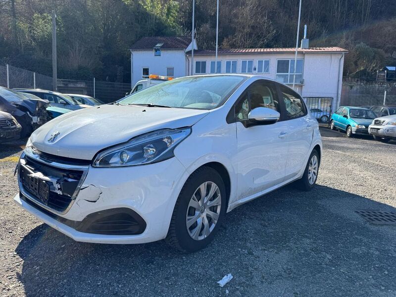 Weiß Gebraucht 2016 Peugeot 208 Active Kleinwagen | 2.900 € (Superpreis) - Bild 1/4