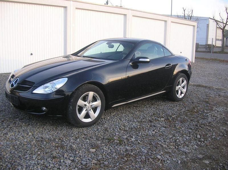 Gebraucht Mercedes SLK200 163 PS (119 kW) 2004 Obsidianschwarz  metalliclack Cabrio