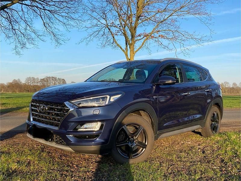 Gebraucht Hyundai Tucson Premium 185 PS (136 kW) 2019 Blau SUV