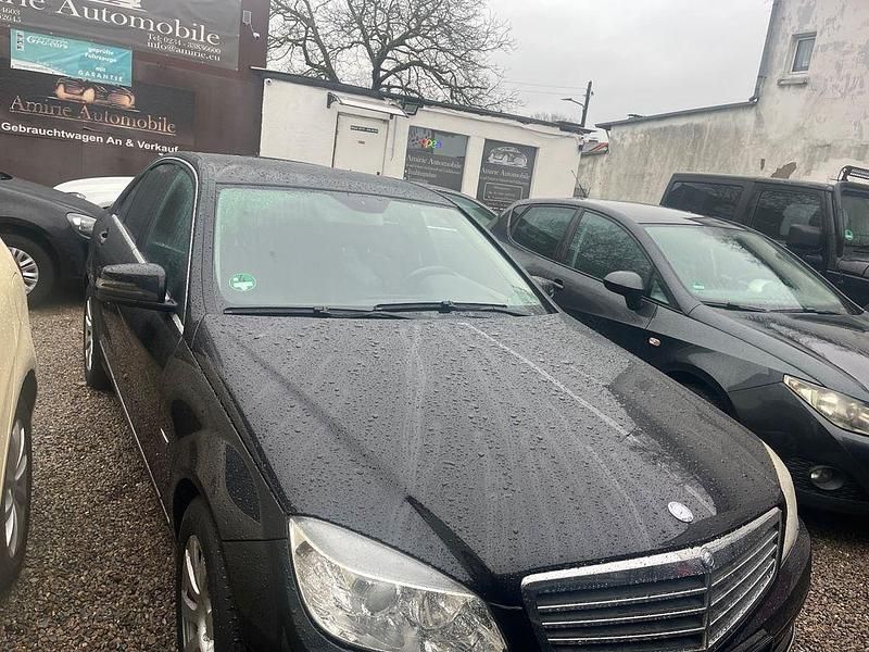 Gebraucht Mercedes C180 156 PS (114 kW) 2011 Schwarz Limousine