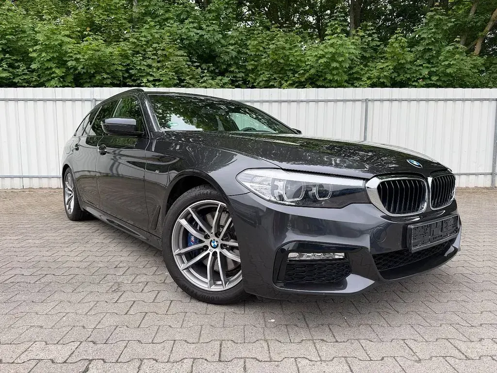 Gebraucht BMW 530 Performance 265 PS (194 kW) 2017 Grau Kombi