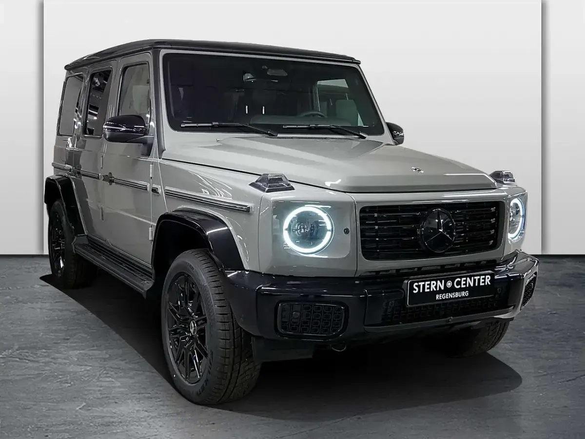 Gebraucht Mercedes G580 Night 431 kW (587 PS) 2026 Manufaktur classicgrau uni SUV