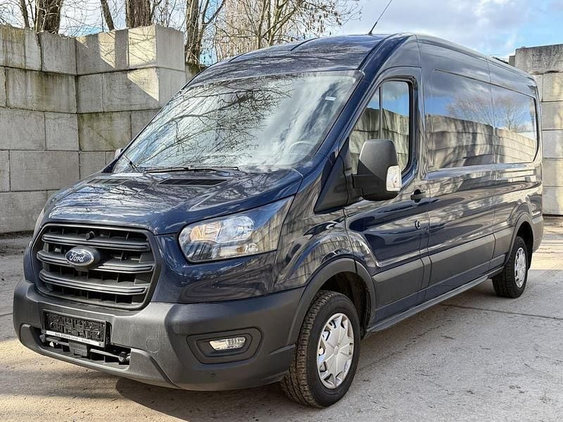 Gebraucht Ford Transit Trend 105 PS (77 kW) 2023 Blau Abholung