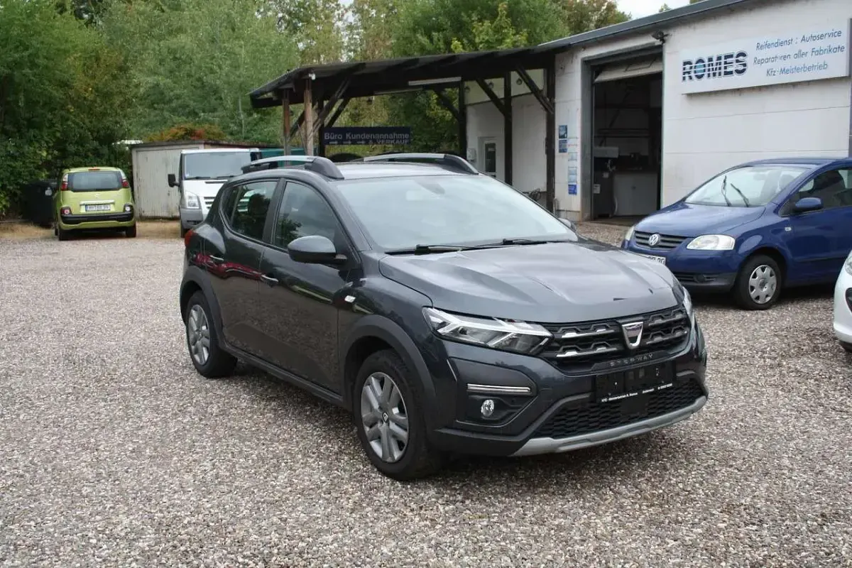 Gebraucht Dacia Sandero Comfort 91 PS (66 kW) 2021 Blau SUV