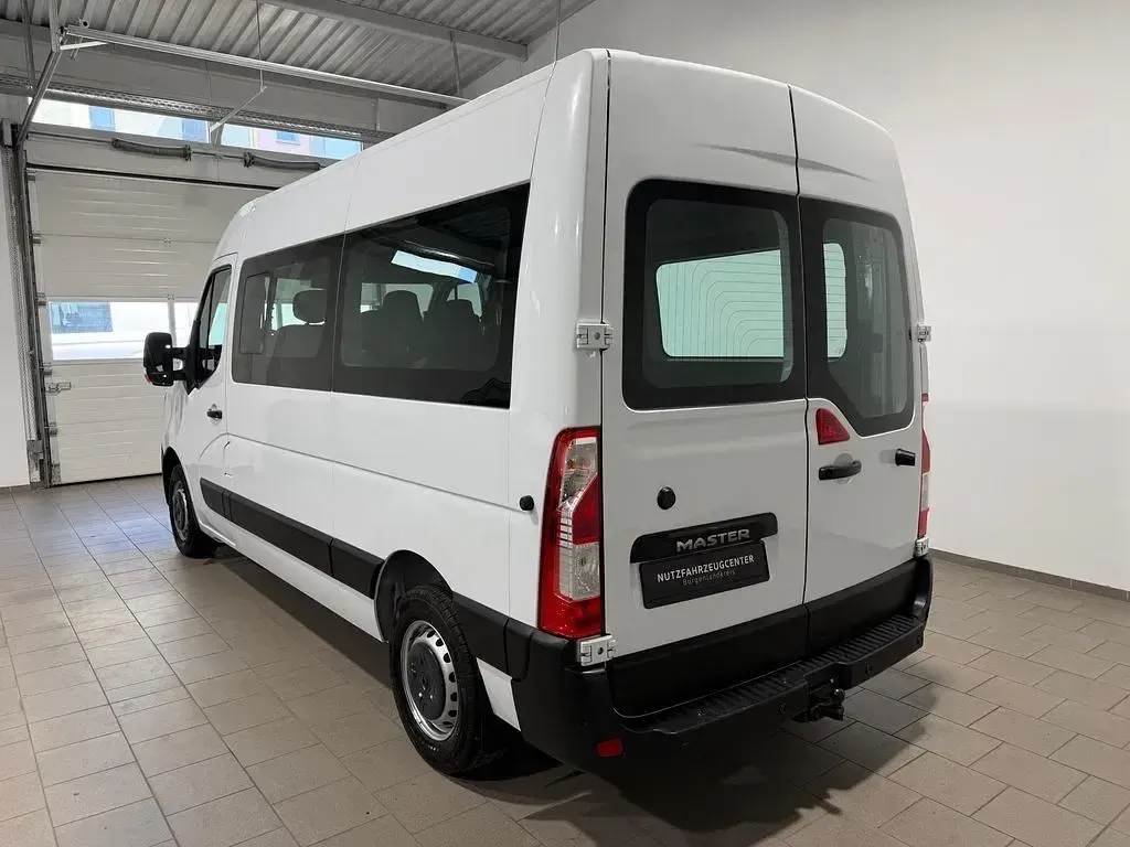 Gebraucht Renault Master 145 PS (106 kW) 2021 Weiß Van / Kleinbus