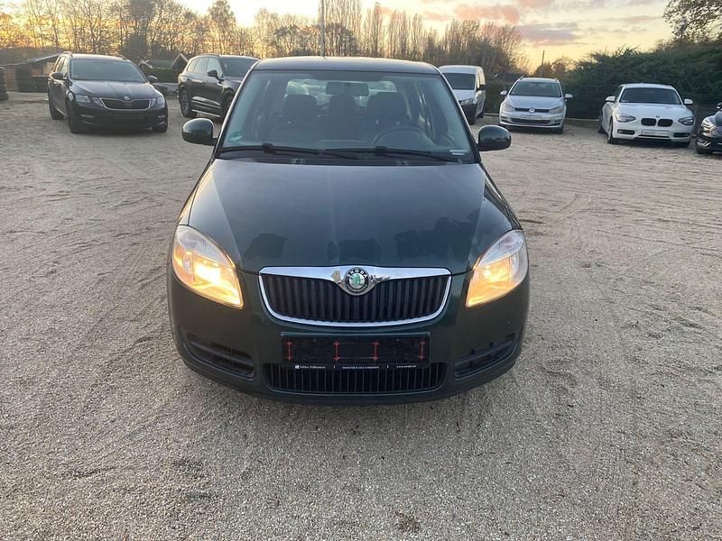Grün Gebraucht 2008 Skoda Fabia Ambiente Kleinwagen | 1.690 € (Superpreis) - Bild 1/4