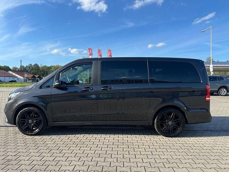 Gebraucht Mercedes V300 Edition 237 PS (174 kW) 2023 Grau Van / Kleinbus
