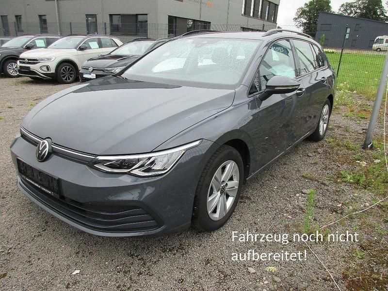 Grau Gebraucht 2022 VW Golf VIII Life Kombi | 22.970 € (Fairer Preis) - Bild 1/1