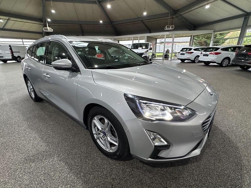 Gebraucht Ford Focus 95 PS (69 kW) 2022 Silber Kombi