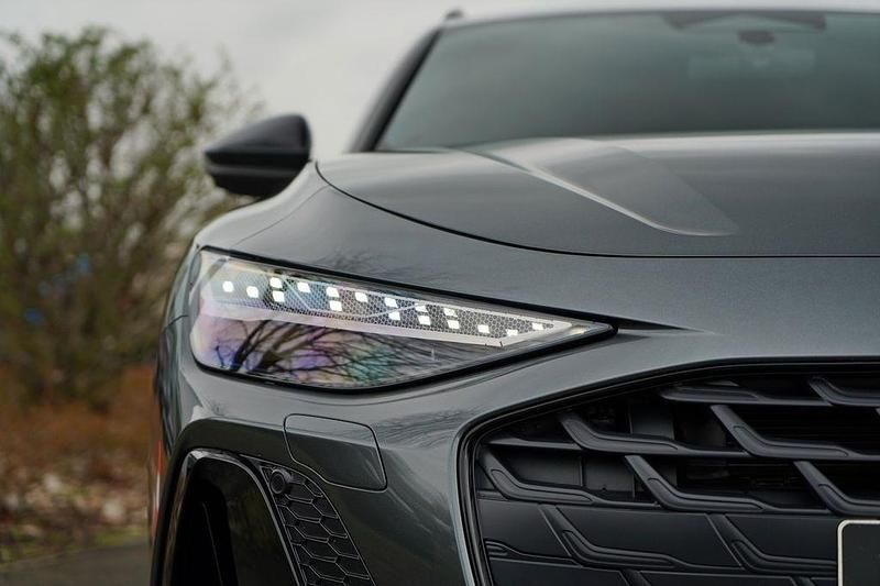 Neu Audi A6 Edition .1 252 PS (185 kW) 2026 Grau Kombi