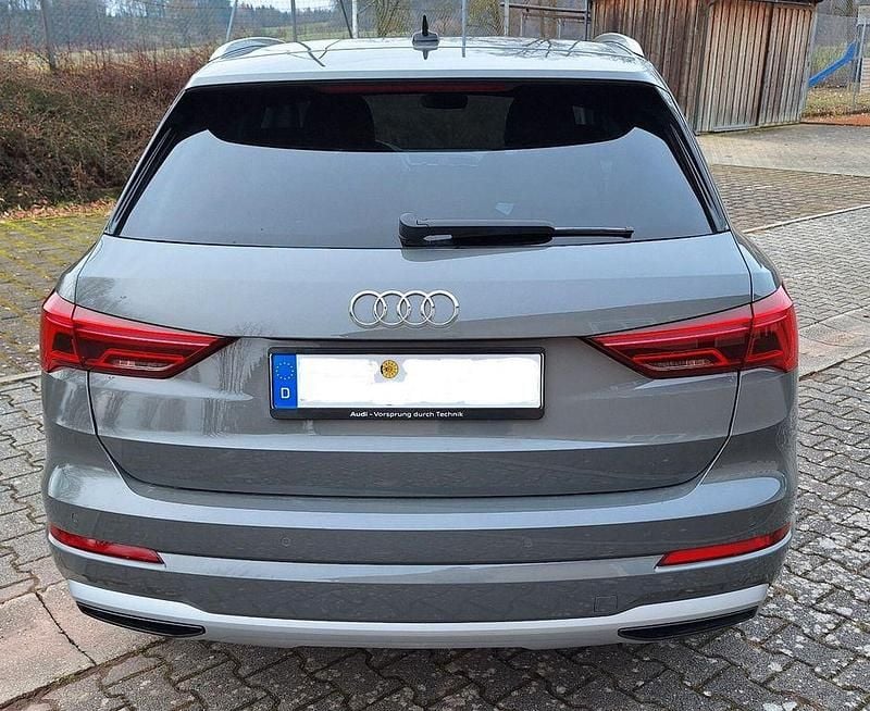 Second-hand Audi Q3 Advanced 150 CP (110 kW) 2024 Gri SUV