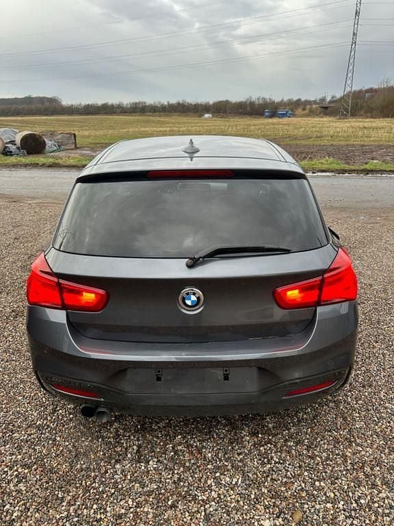 Gebraucht BMW 116 Advantage 116 PS (85 kW) 2018 Grau Kleinwagen