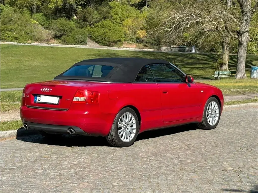 Gebraucht Audi A4 Cabriolet 170 PS (125 kW) 2004 Rot Cabrio