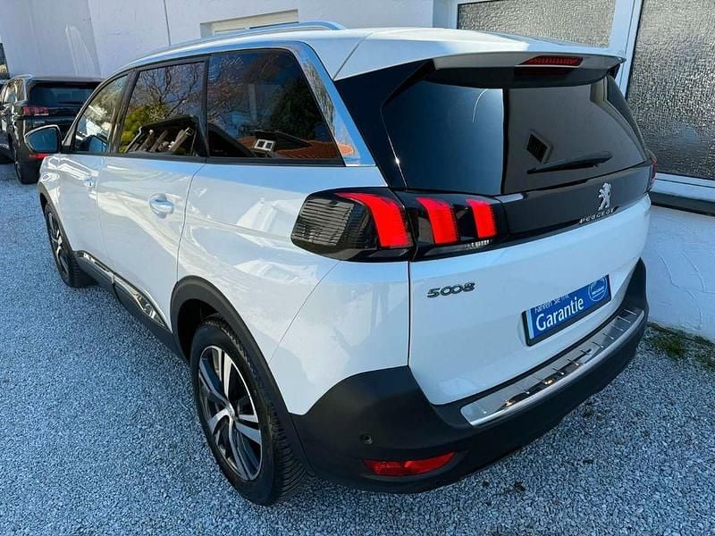Gebraucht Peugeot 5008 165 PS (121 kW) 2018 Weiß SUV