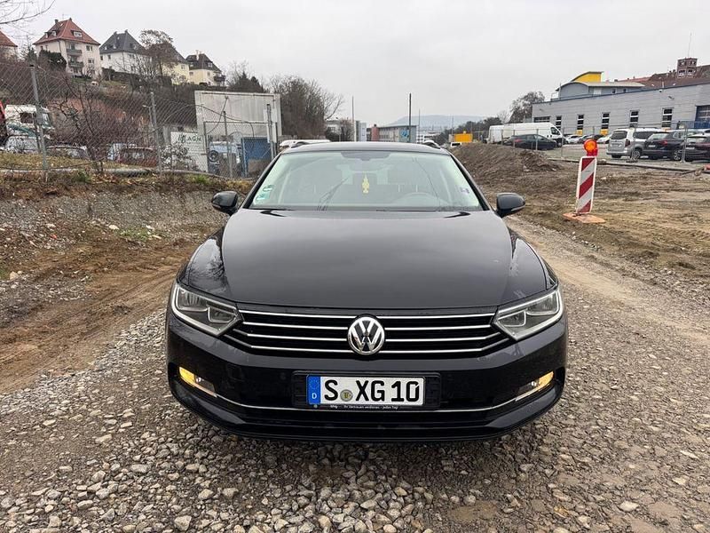 Gebraucht VW Passat Comfortline 150 PS (110 kW) 2015 Schwarz Kombi