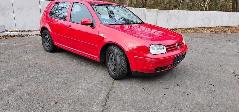 Gebraucht VW Golf 110 PS (80 kW) 2002 Rot Limousine