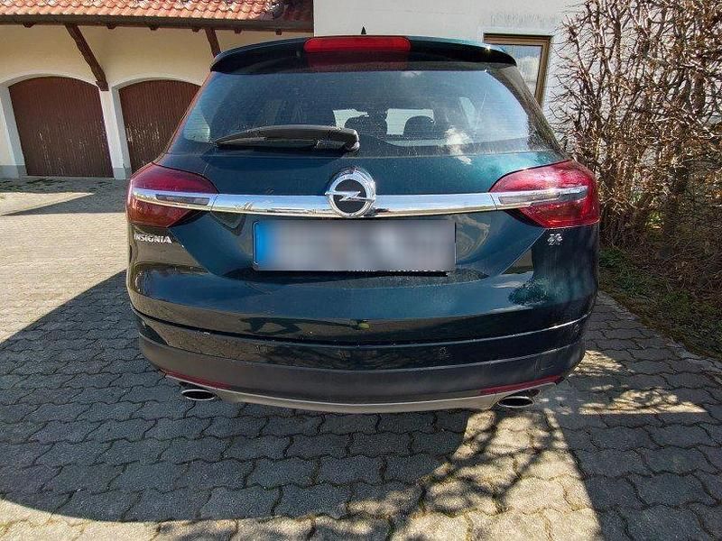 Gebraucht Opel Insignia 250 PS (183 kW) 2015 Grün Kombi
