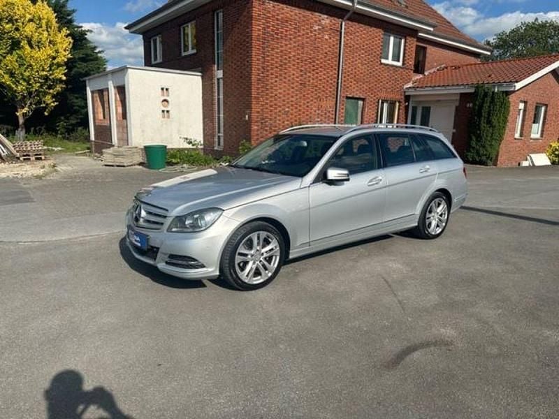 Silber Gebraucht 2012 Mercedes C180 Avantgarde Kombi | 8.650 € (Guter Preis) - Bild 1/4