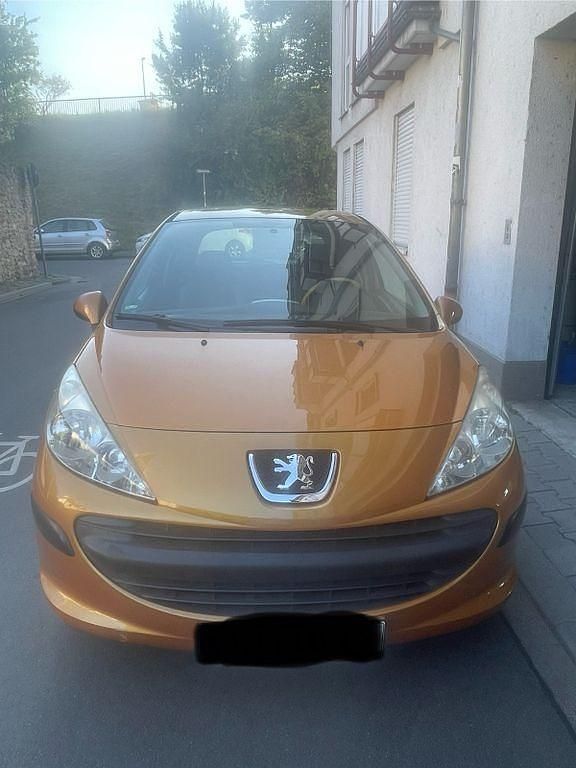 Orange Gebraucht 2006 Peugeot 207 Tendance Limousine | 1.690 € (Fairer Preis) - Bild 1/4