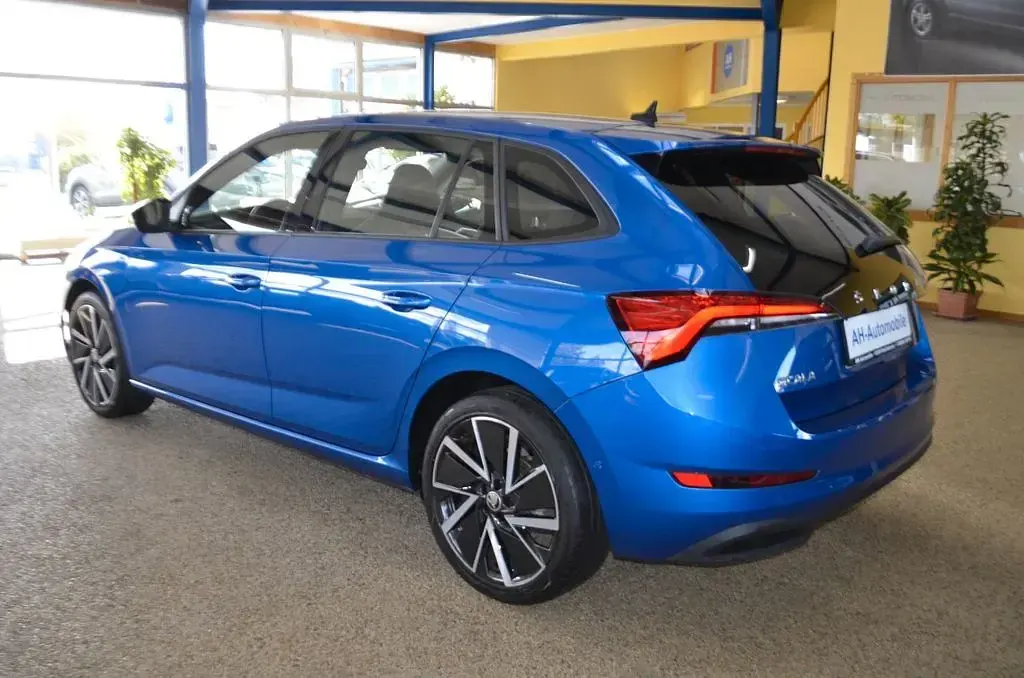 Gebraucht Skoda Scala Style 116 PS (85 kW) 2020 Raceblau metallic Kleinwagen