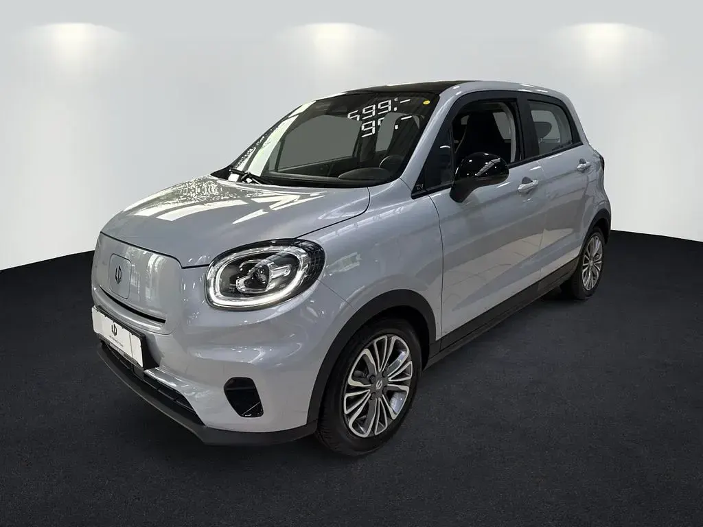 Neu Leapmotor T03 69 kW (95 PS) 2025 Starry silver Kleinwagen