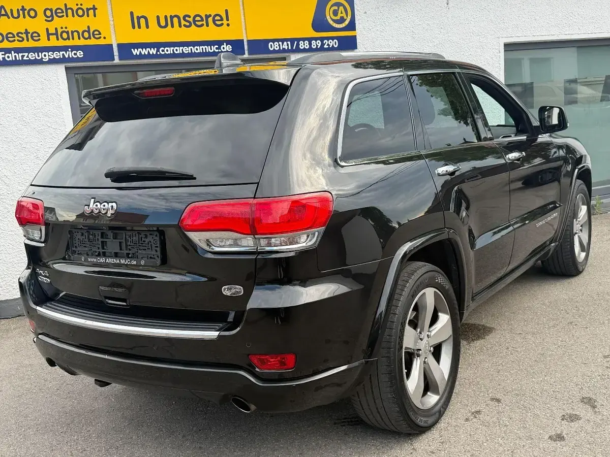 Gebraucht Jeep Grand Cherokee Overland 250 PS (183 kW) 2014 Schwarz SUV