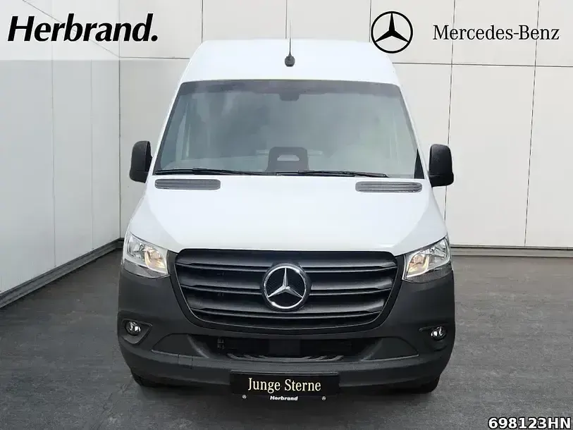 Gebraucht Mercedes Sprinter 170 PS (125 kW) 2024 Weiß Van