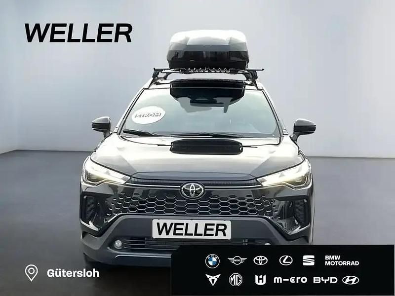 Gebraucht Toyota Corolla Cross 178 PS (130 kW) 2025 Black mica metallic (schwarz) SUV