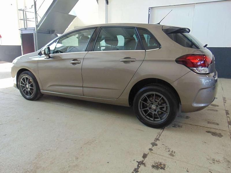 Gebraucht Citroën C4 131 PS (96 kW) 2015 Spirit grey Kleinwagen