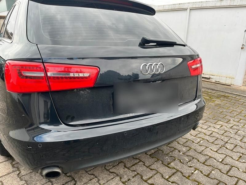 Gebraucht Audi A6 190 PS (139 kW) 2014 Schwarz Kombi