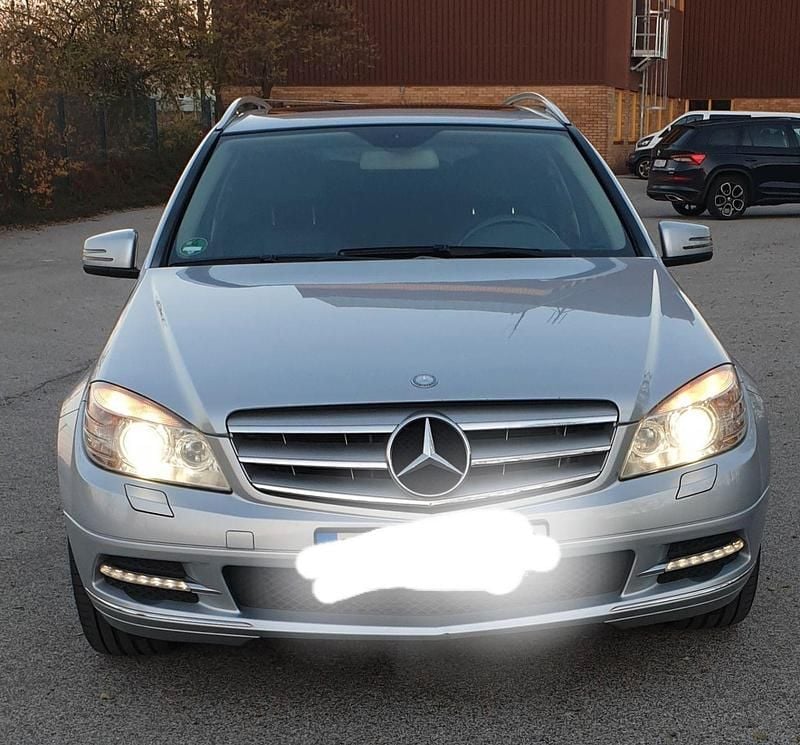 Silber Gebraucht 2010 Mercedes C180 Avantgarde Kombi | 5.900 € (Guter Preis) - Bild 1/4