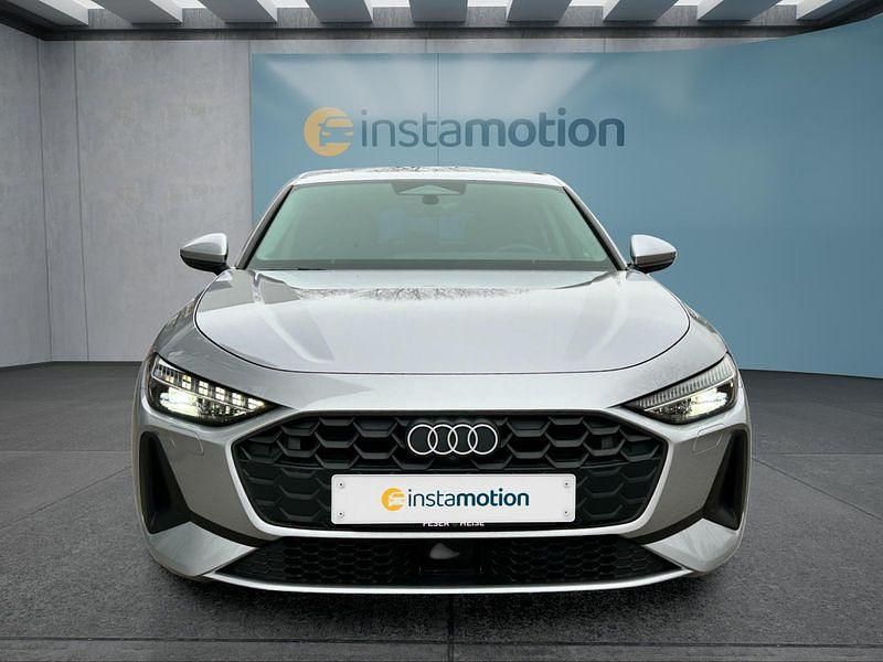Gebraucht Audi A5 204 PS (150 kW) 2025 Silber Limousine