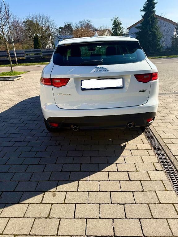 Gebraucht Jaguar F-Pace Prestige 241 PS (177 kW) 2019 Weiß SUV