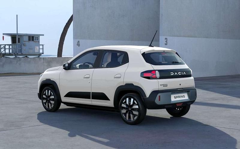 Nouă Dacia Spring Expression 52 kW (71 CP) 2026 Alb Hatchback