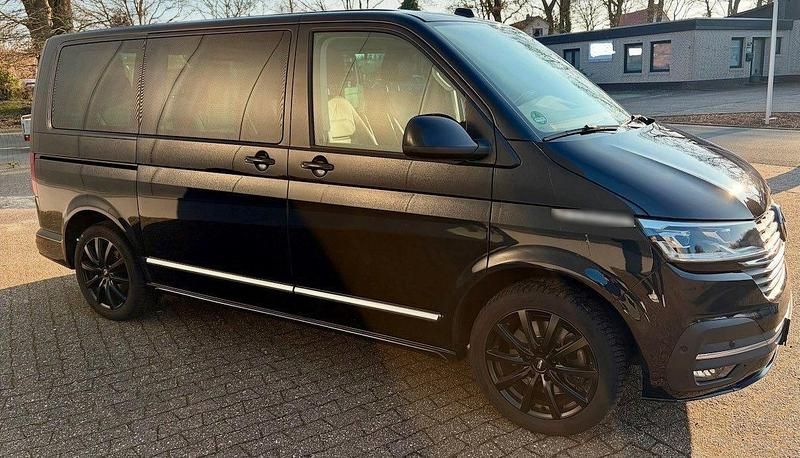 Second-hand VW Multivan Generation Six 204 CP (150 kW) 2021 Negru Monovolum