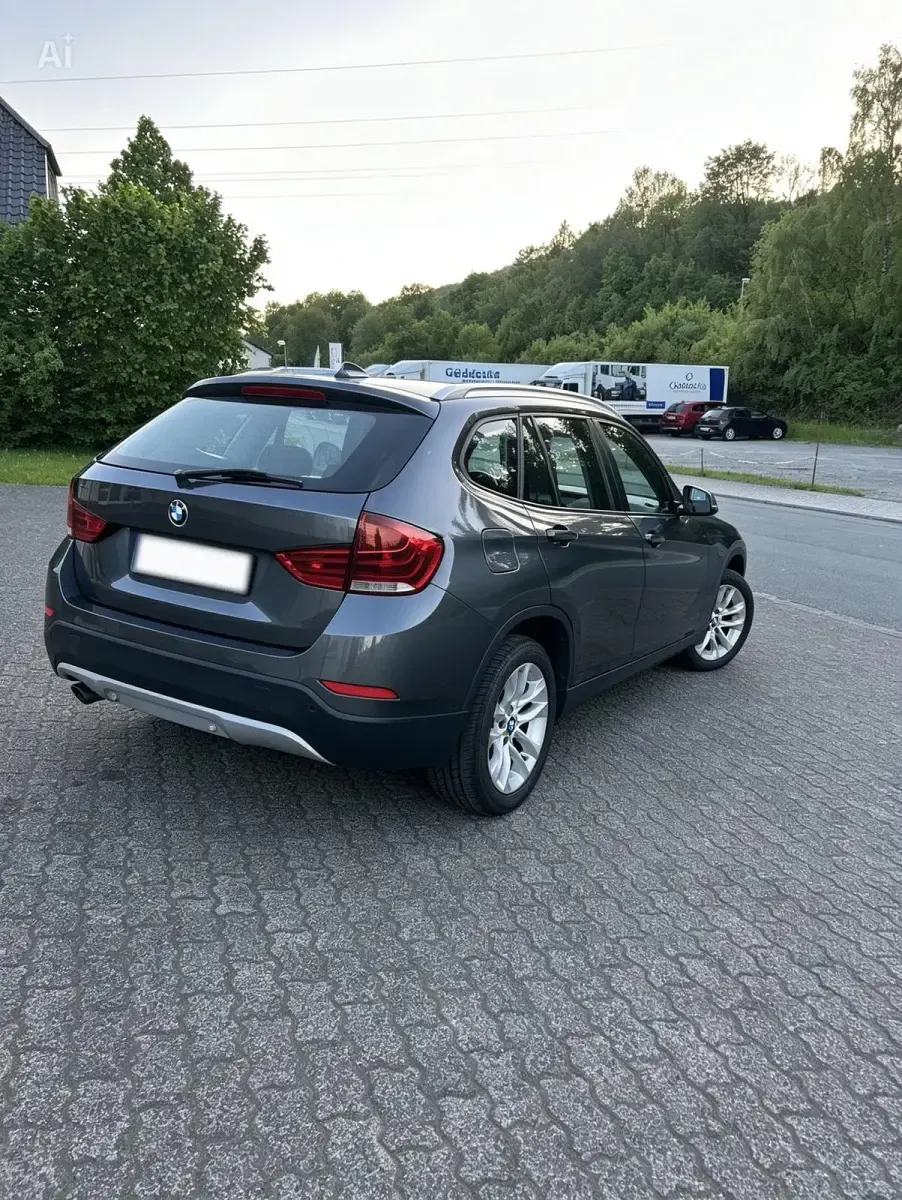 Usado BMW X1 150 CV (110 kW) 2014 Gris SUV