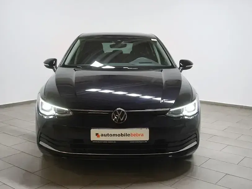 Gebraucht VW Golf VIII Active 150 PS (110 kW) 2023 Schwarz Limousine