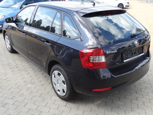 Gebraucht Skoda Rapid Active 86 PS (63 kW) 2015 Schwarz metallic Kleinwagen