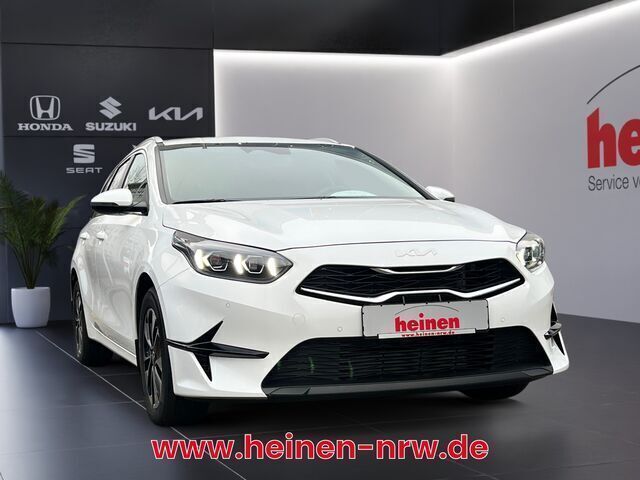 Gebraucht Kia Ceed 140 PS (102 kW) 2024 Andere farbe Kleinwagen