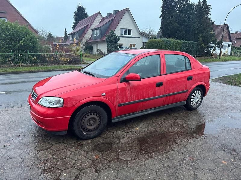 Rot Gebraucht 2001 Opel Astra Limousine | 750 € (Superpreis) - Bild 1/4