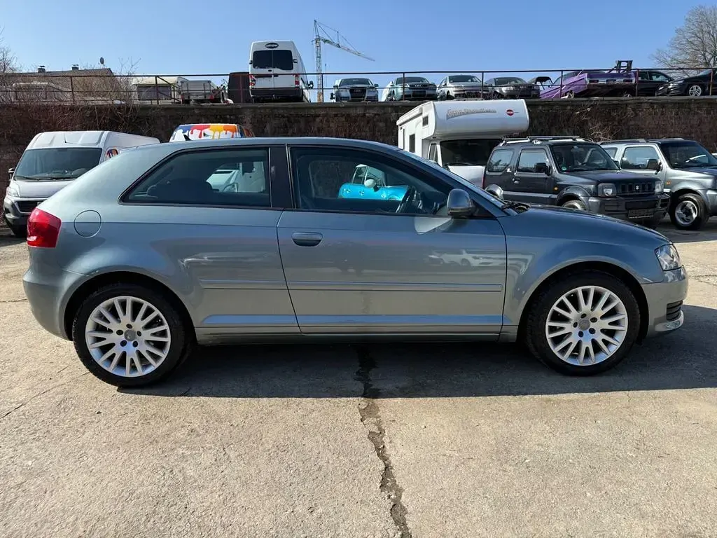 Occasion Audi A3 Attraction 125 ch (91 kW) 2009 Gris Citadine