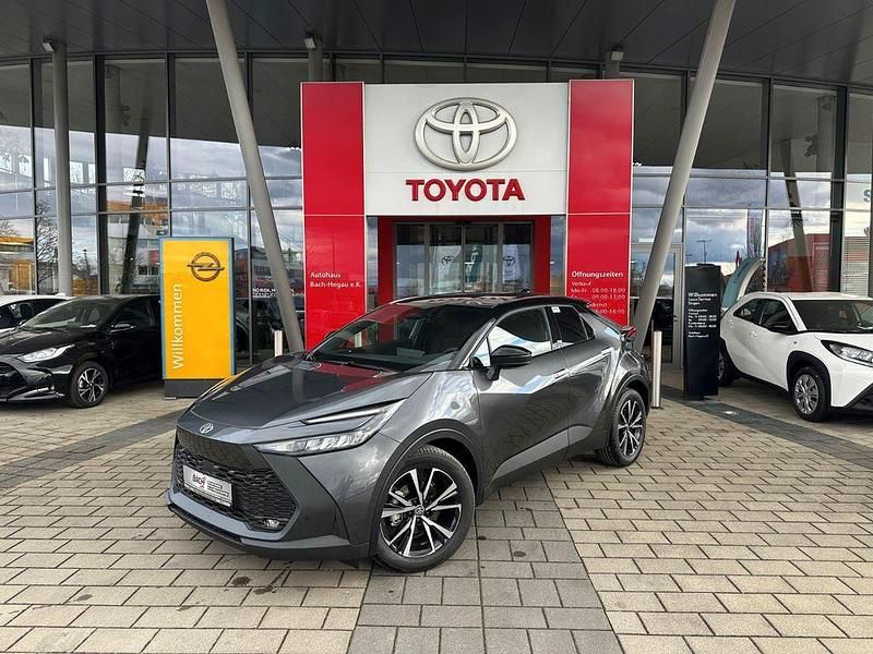 Neu Toyota C-HR 140 PS (102 kW) 2025 Marlingrau metallic / schwarz SUV