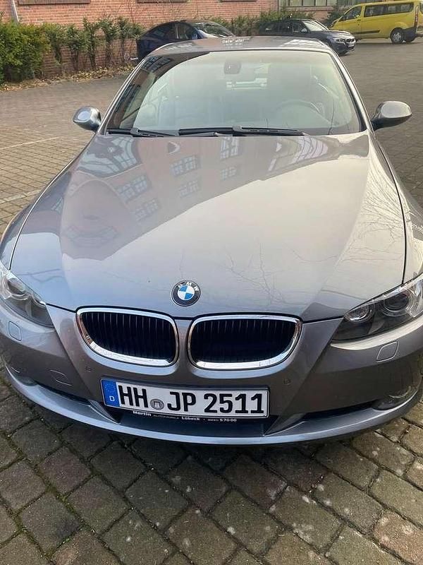 Gebraucht BMW 320 Cabriolet 170 PS (125 kW) 2007 Grau Cabrio