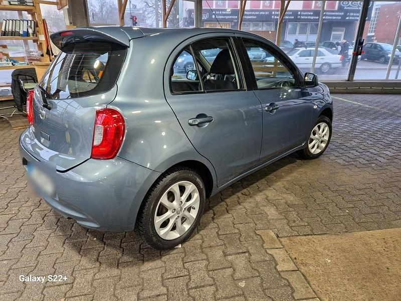 Grau Gebraucht 2016 Nissan Micra Kleinwagen | 6.150 € (Fairer Preis) - Bild 1/4