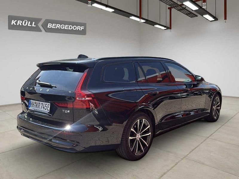 Gebraucht Volvo V60 Plus 455 PS (334 kW) 2025 Schwarz Kombi
