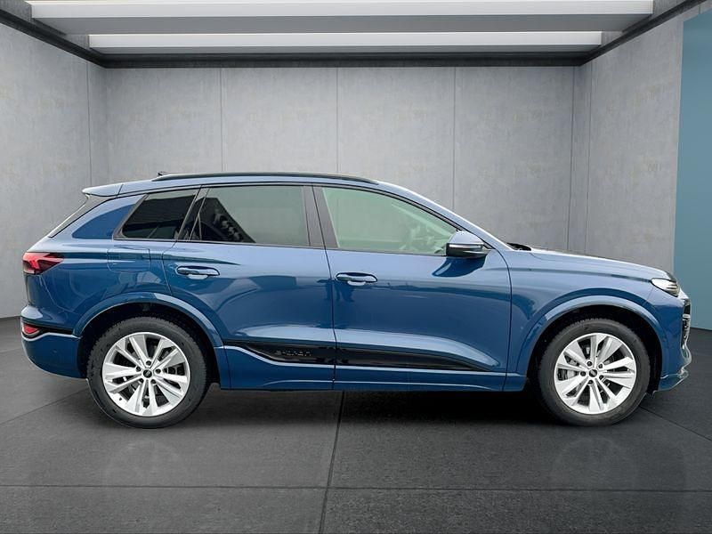 Gebraucht Audi Q6 e-tron 185 kW (252 PS) 2025 Blau SUV