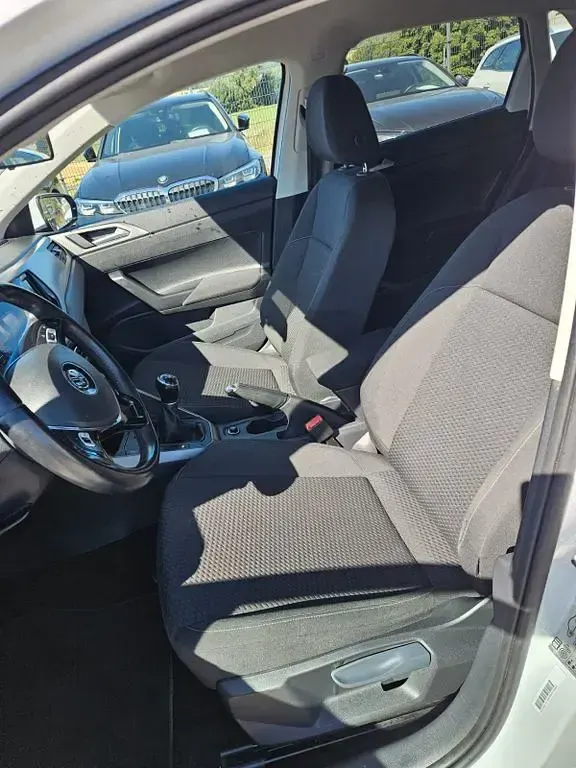 Gebraucht VW Polo Comfortline 75 PS (55 kW) 2018 Weiß Kleinwagen